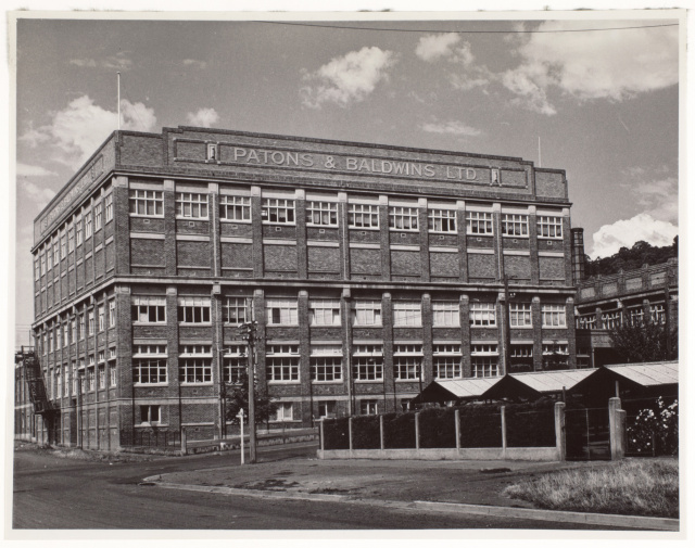 Patons and Baldwins sign